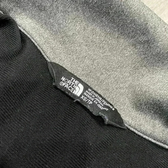 The North Face Activewear Women’s Full Zip-Up size XS - Picture 5 of 5